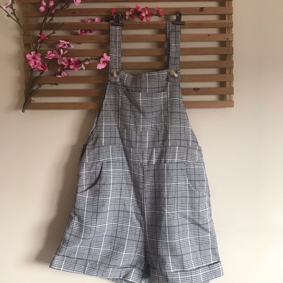 Plaid overalls - Picture 1 of 1